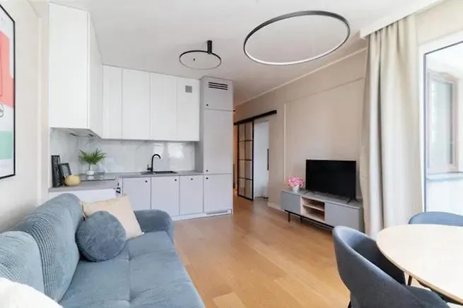 Jetset Airport Apartment